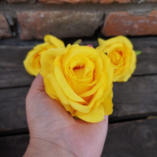 Rózsafej - sárga 5 cm