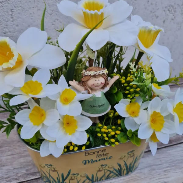 Tavaszi asztaldísz fehér nárciszokkal 2